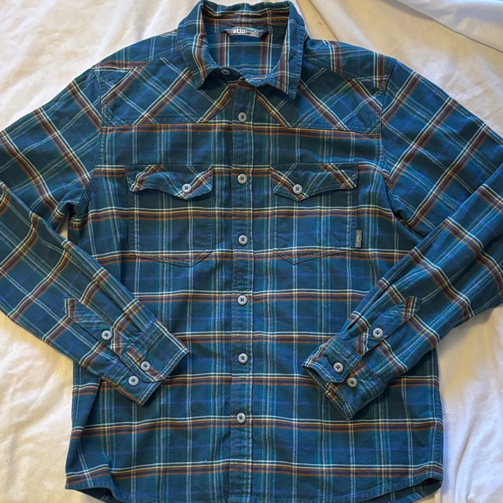 Men’s Stio Button Down Long Sleeve Plaid Shirt Blue Cotton Flannel Size Medium